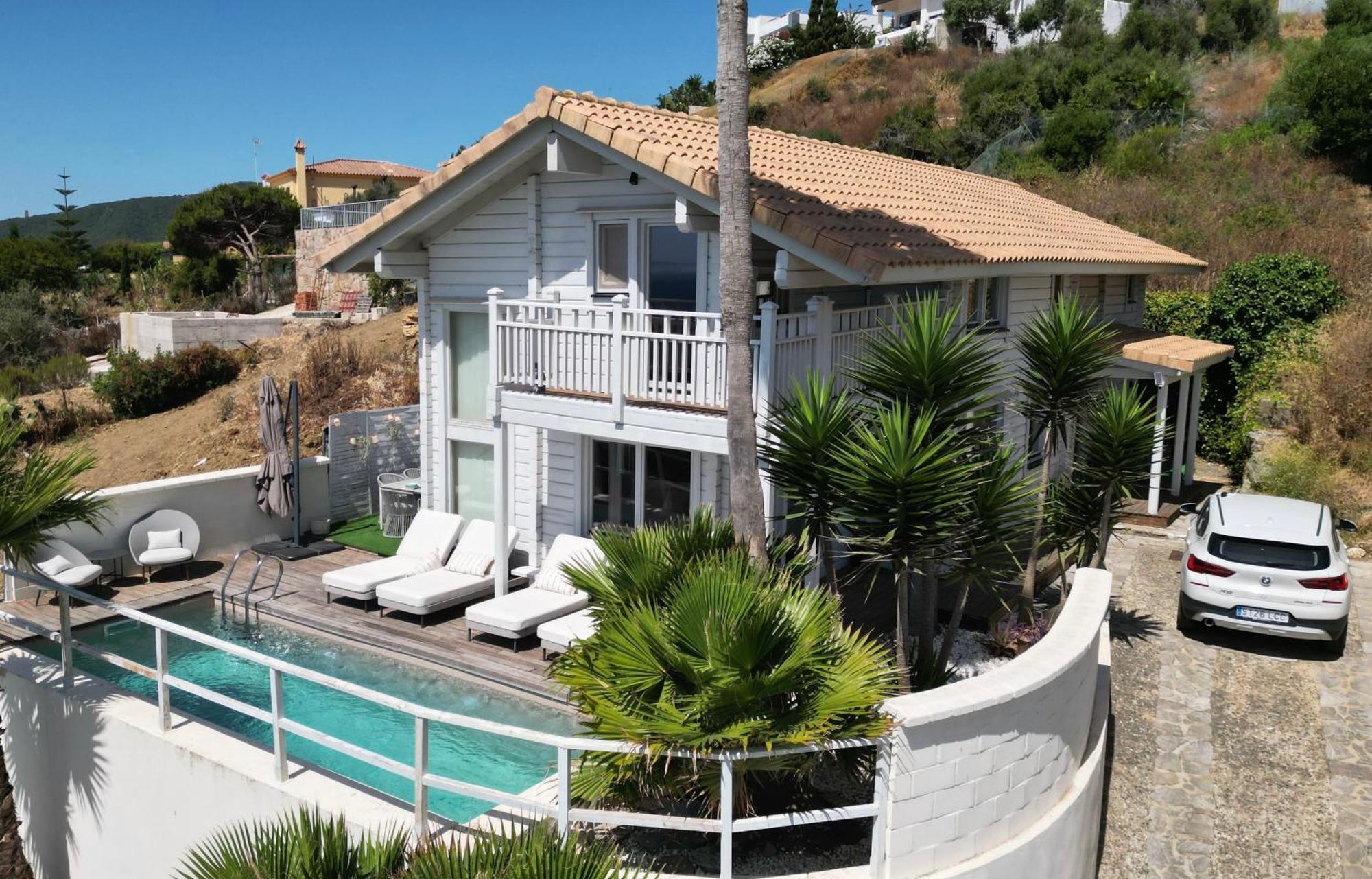 אלגסירס Increible Villa De Madera Con Vistas Al Mar מראה חיצוני תמונה