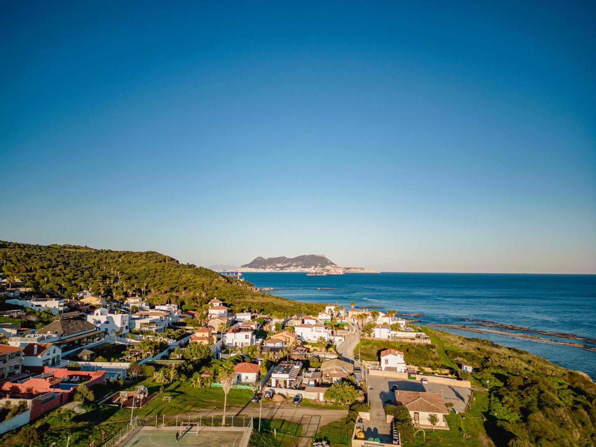 אלגסירס Increible Villa De Madera Con Vistas Al Mar מראה חיצוני תמונה