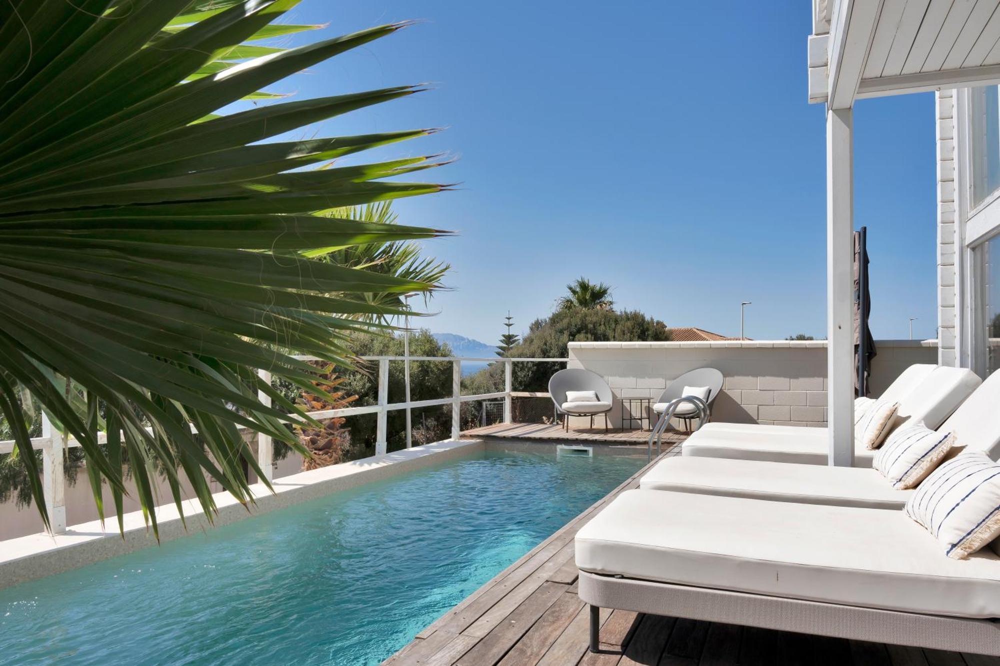 אלגסירס Increible Villa De Madera Con Vistas Al Mar מראה חיצוני תמונה