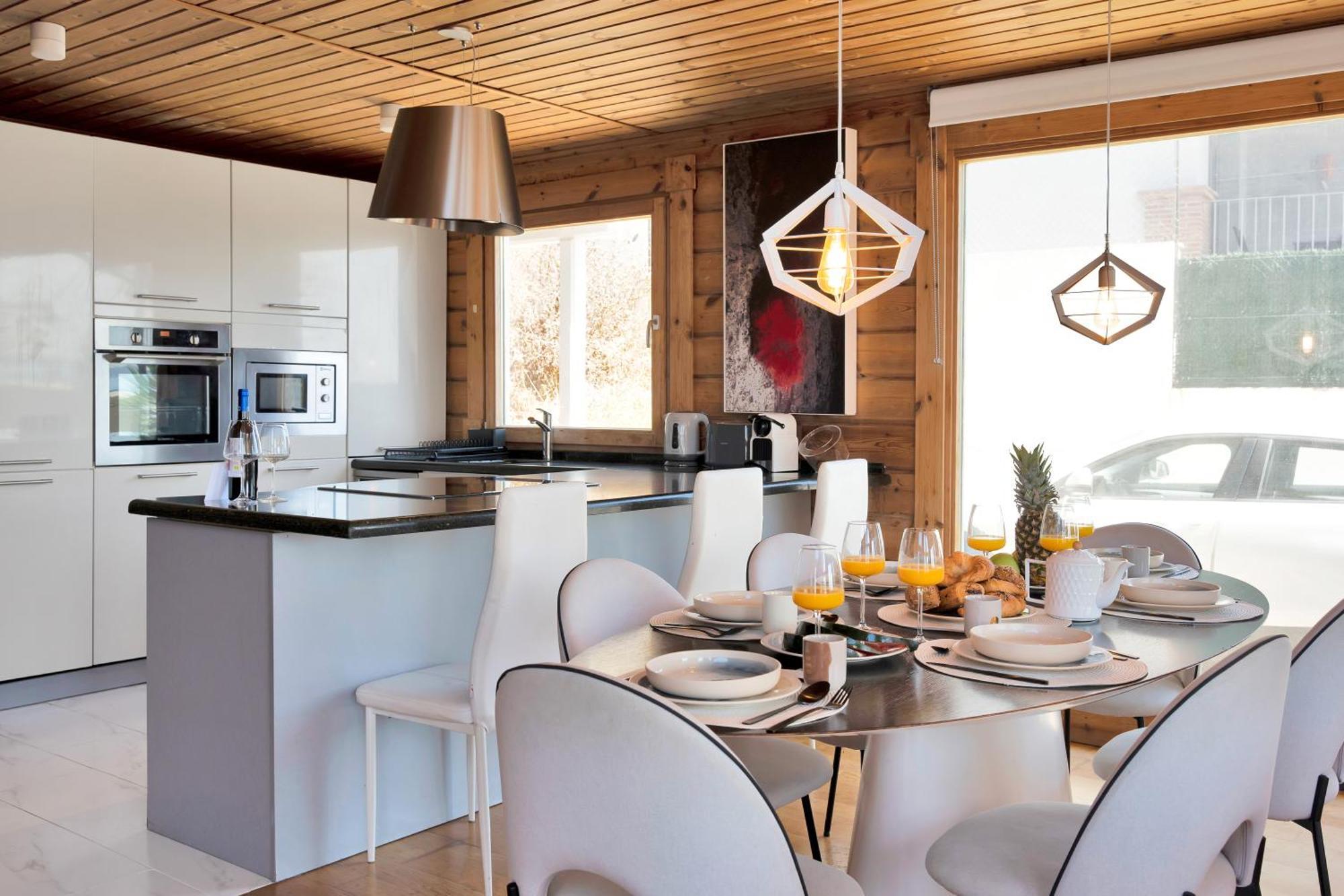 אלגסירס Increible Villa De Madera Con Vistas Al Mar מראה חיצוני תמונה